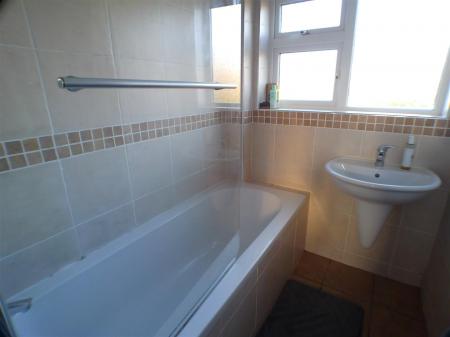 4 bedroom Cottage for sale in Main Street, Aslockton, Nottingham