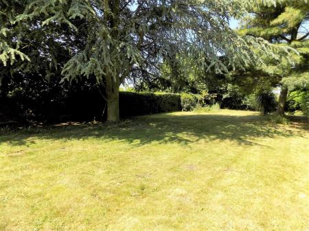 3 bedroom Detached house for sale in Grantham Road, Whatton