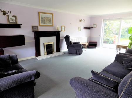 4 bedroom Detached house for sale in Riverside Walk, Bottesford