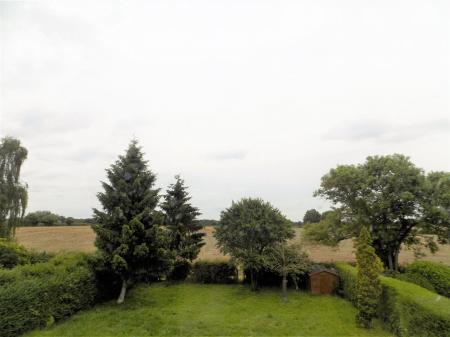 4 bedroom Detached house for sale in Inholms Gardens, Flintham