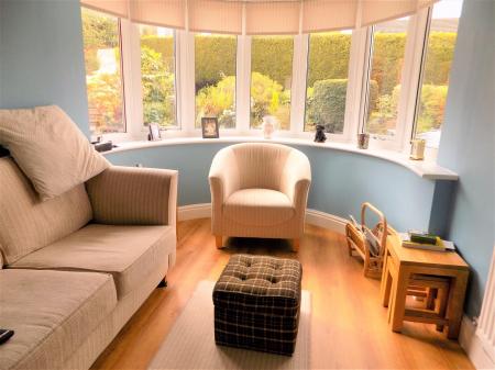 4 bedroom Detached house for sale in Meadowsweet Hill, Bingham