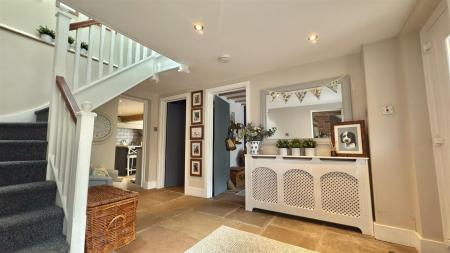 4 bedroom Barn Conversion for sale in Grantham Road, Aslockton