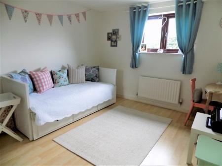 4 bedroom Detached house for sale in Barkestone Lane, Bottesford