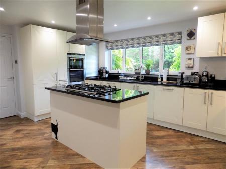 4 bedroom Detached house for sale in Spire View, Bottesford
