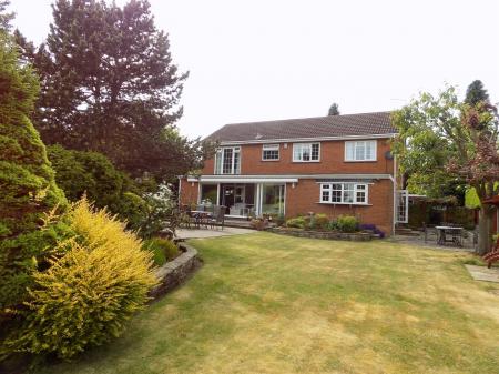 5 bedroom Detached house for sale in Woods Lane, Flintham, Newark