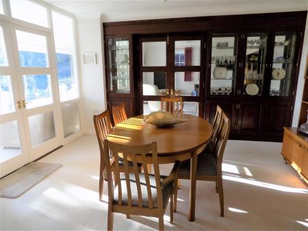 5 bedroom Detached house for sale in Woods Lane, Flintham, Newark