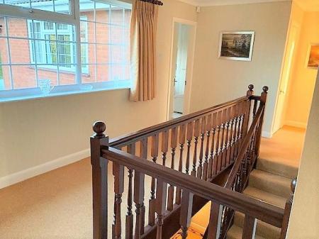 5 bedroom Detached house for sale in Woods Lane, Flintham, Newark