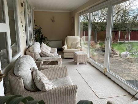 5 bedroom Detached house for sale in Woods Lane, Flintham, Newark