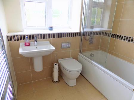 5 bedroom Detached house for sale in Woods Lane, Flintham