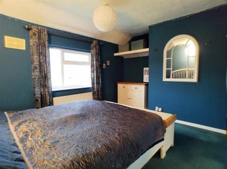 3 bedroom Terraced House for sale in Hoe View Road, Cropwell Bishop, Nottingham
