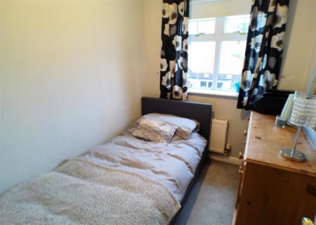 4 bedroom Detached house for sale in Kestrel Drive, Bingham, Nottingham