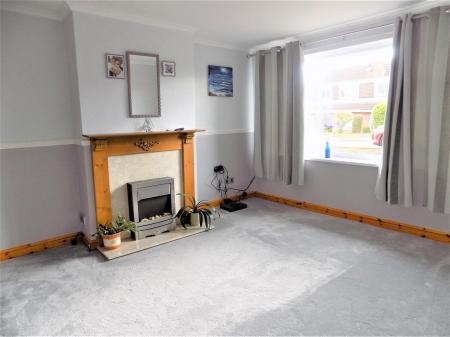 3 bedroom Semi-detached house for sale in Cooper Close, Cropwell Bishop, Nottingham