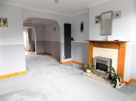 3 bedroom Semi-detached house for sale in Cooper Close, Cropwell Bishop, Nottingham