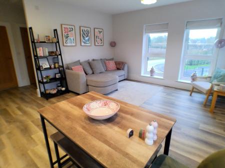 1 bedroom Flat to let in Grantham Road, Radcliffe-on-Trent, NG12