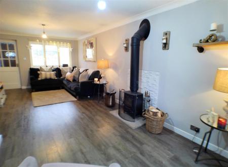 3 bedroom Detached house for sale in Milburn Grove, Bingham, Nottingham