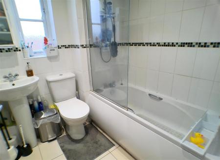 2 bedroom Apartment for sale in Hassall Court, Bingham