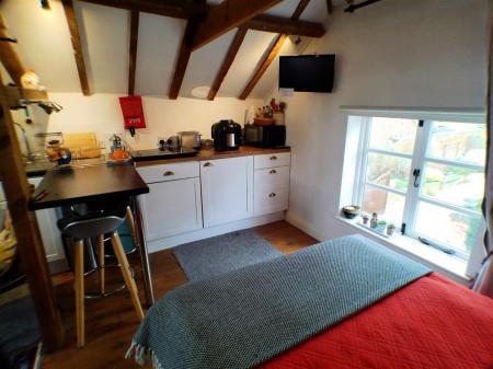 7 bedroom Detached house for sale in Market Street, Bottesford, Nottingham