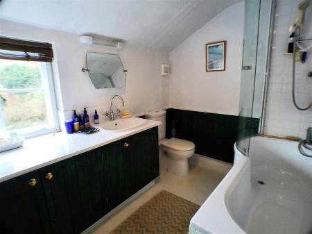 7 bedroom Detached house for sale in Market Street, Bottesford, Nottingham