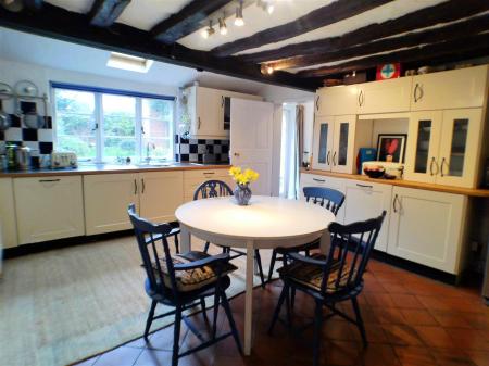 7 bedroom Detached house for sale in Market Street, Bottesford, Nottingham