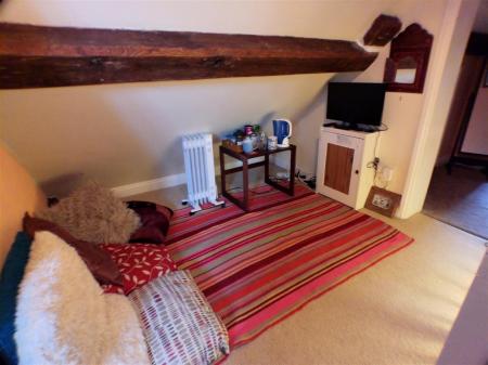 7 bedroom Detached house for sale in Market Street, Bottesford, Nottingham