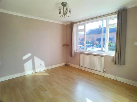 3 bedroom Terraced House for sale in Trenchard Close, Newton, Nottingham