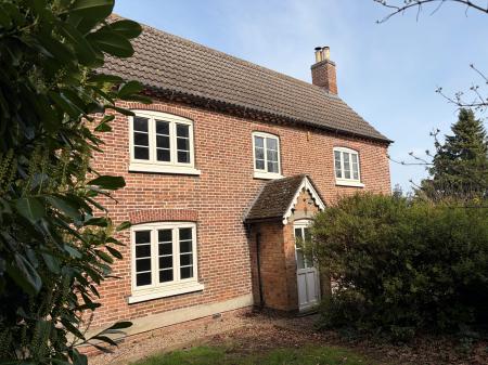 3 bedroom Farm House to let in Chapel Lane,, Bingham, NG13