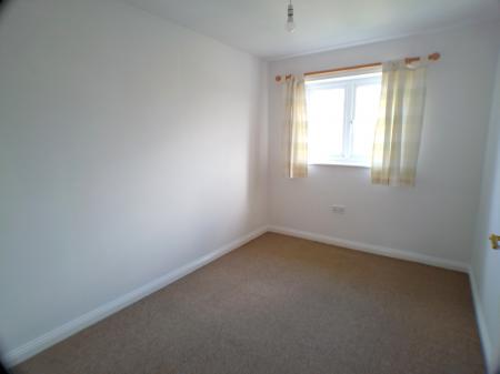 2 bedroom Terraced House to let in Honeysuckle Grove, Bingham, NG13