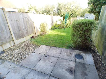 2 bedroom Terraced House to let in Honeysuckle Grove, Bingham, NG13