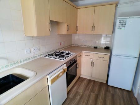 2 bedroom Terraced House to let in Honeysuckle Grove, Bingham, NG13