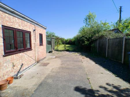 3 bedroom Semi-detached house to let in 1 Owthorpe Lane, Kinoulton,, Kinoulton, NG12