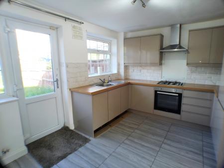 2 bedroom Terraced House to let in Rockingham Grove, Bingham, NG13