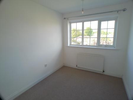 2 bedroom Terraced House to let in Rockingham Grove, Bingham, NG13