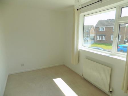 2 bedroom Terraced House to let in Langdale Grove, Bingham, NG13