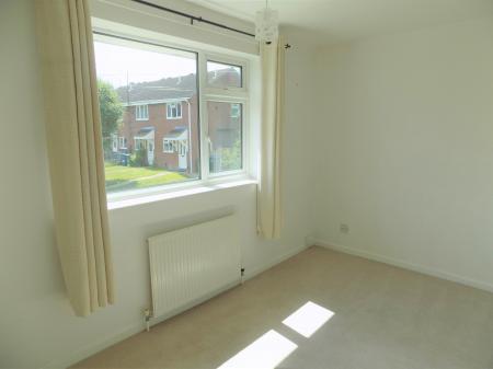 2 bedroom Terraced House to let in Langdale Grove, Bingham, NG13
