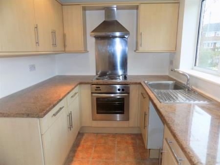 2 bedroom Terraced House to let in Langdale Grove, Bingham, NG13