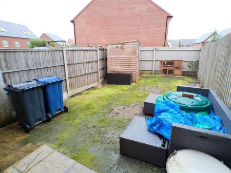 2 bedroom Semi-detached house for sale in Cabourn Drive, Bingham, Nottingham