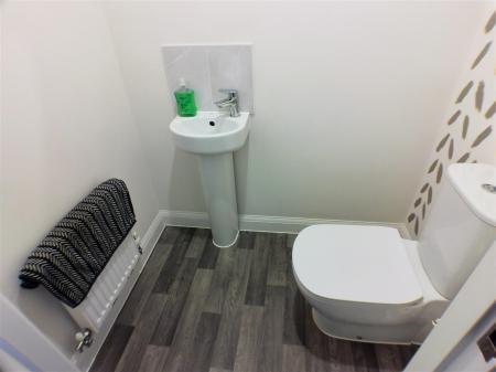 2 bedroom Semi-detached house for sale in Cabourn Drive, Bingham, Nottingham