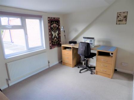 5 bedroom Detached house for sale in Chapel Street, Bottesford, Nottingham