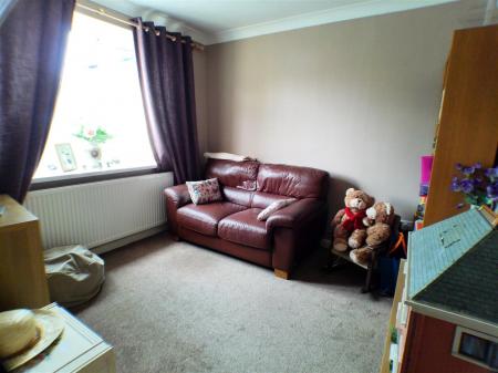 4 bedroom Detached house for sale in Fairfield Street, Bingham, Nottingham