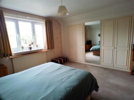 4 bedroom Detached house for sale in Fairfield Street, Bingham, Nottingham