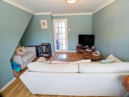2 bedroom Terraced House for sale in Rockingham Grove, Bingham, Nottingham