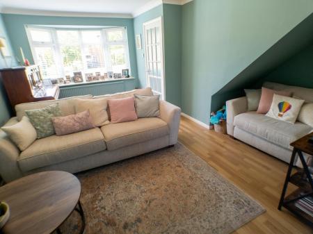 2 bedroom Terraced House for sale in Rockingham Grove, Bingham, Nottingham