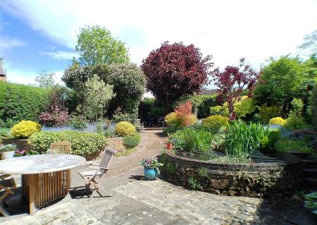 4 bedroom Character Property for sale in Browns Lane, East Bridgford, Nottingham