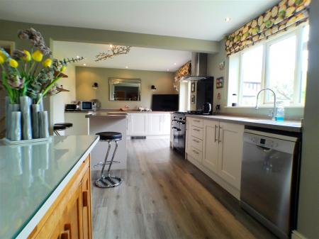 3 bedroom Detached house for sale in Bottesford