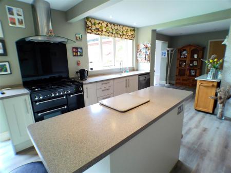 3 bedroom Detached house for sale in Bottesford