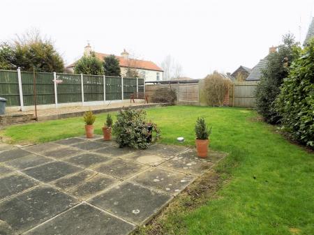 4 bedroom Detached house for sale in Smiths Close, Cropwell Bishop, Nottingham