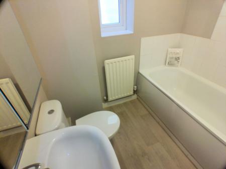 2 bedroom Semi-detached house for sale in Chipmunk Way, Newton, NG13
