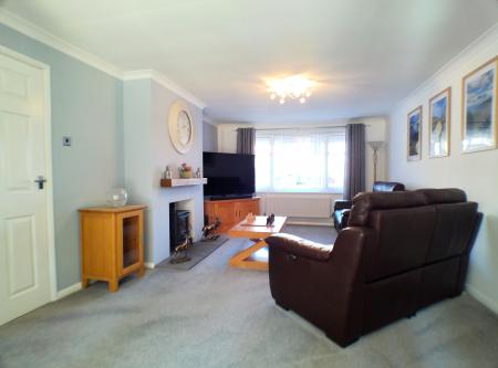5 bedroom Detached house for sale in Chapel Street, Bottesford, NG13