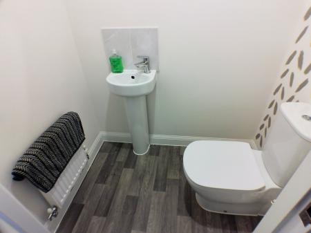 2 bedroom Semi-detached house for sale in Cabourn Drive, Bingham, NG13