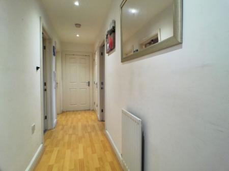 2 bedroom Flat for sale in Long Acre, Bingham, NG13